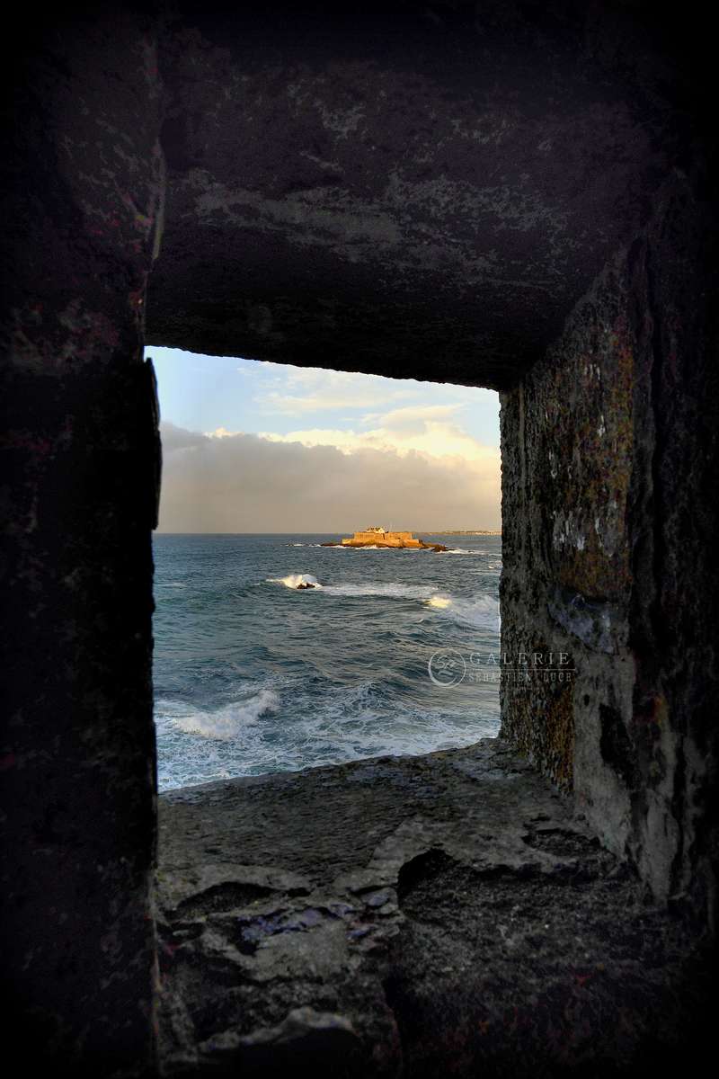 fenêtre de Granit - Saint Malo - Photographie Photographies d'art en édition limitée Galerie Sébastien Luce