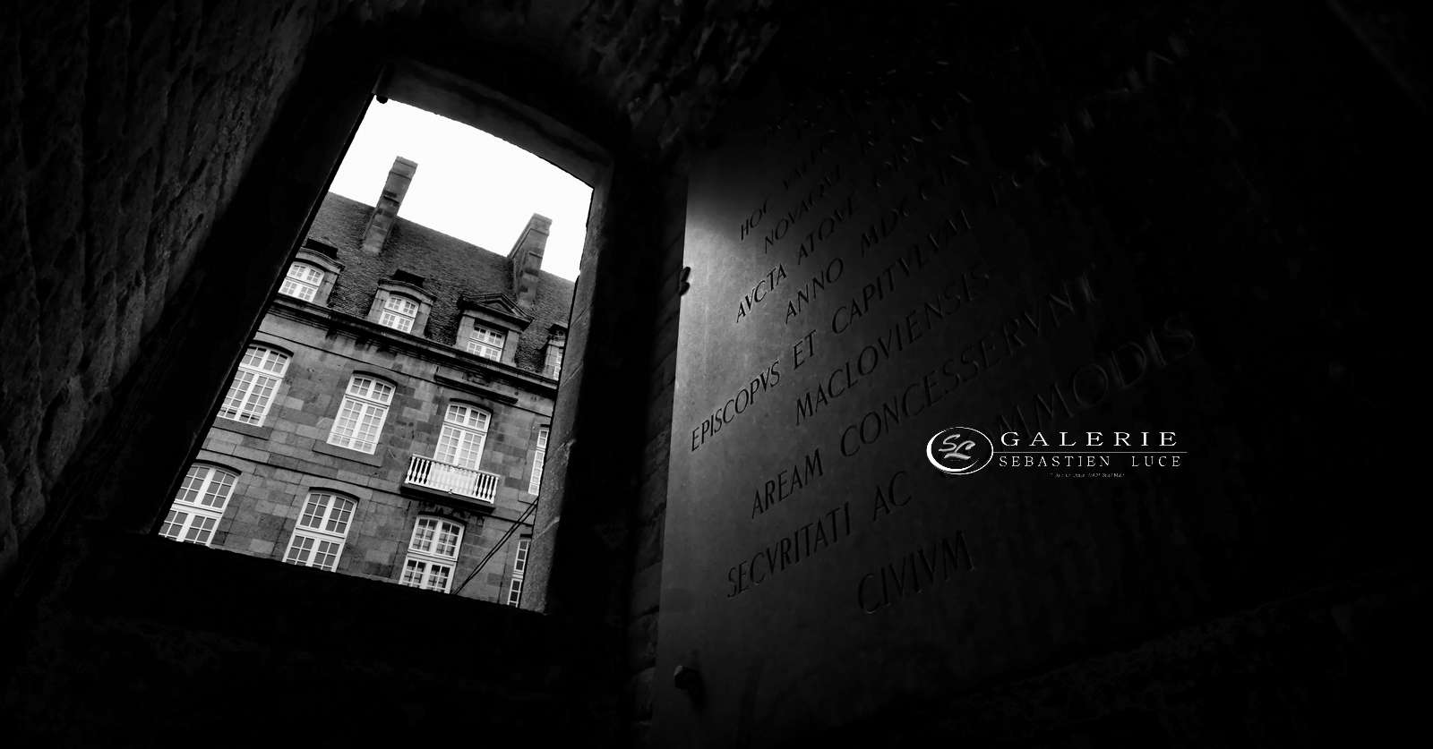 Fenêtre sur cour - saint malo  - Photographie Photographies par thématiques Galerie Sébastien Luce
