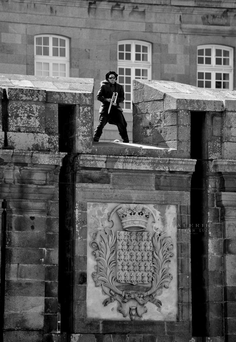 le musicien des remparts - Saint Malo 