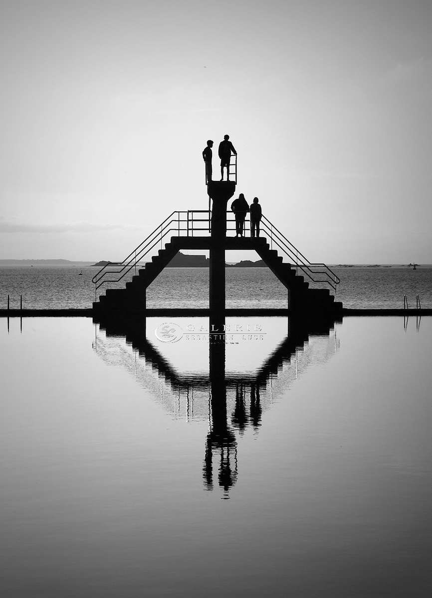 saint malo sur un podium