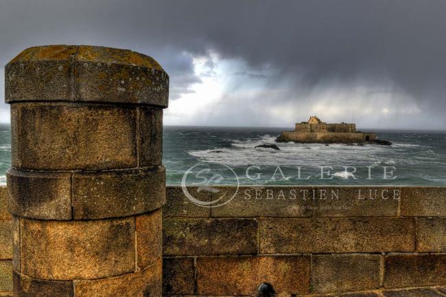 Orage sur le Fort National - St Malo - Photographie Photographies par thématiques Galerie Sébastien Luce