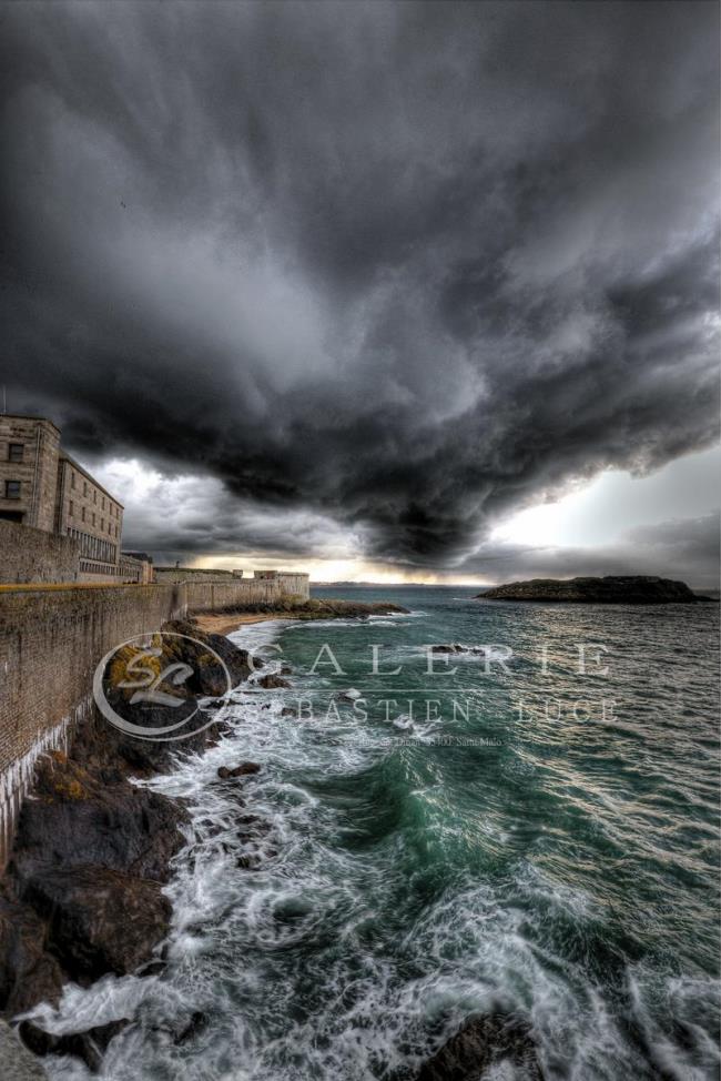  Ciel menaçant - St Malo - Photographie Photographies par thématiques Galerie Sébastien Luce