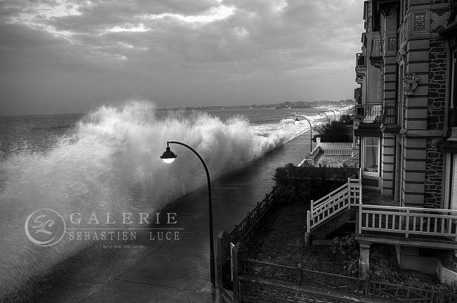 Vague Blanche - Sillon Stmalo - Photographie Photographies d'art en édition limitée Galerie Sébastien Luce