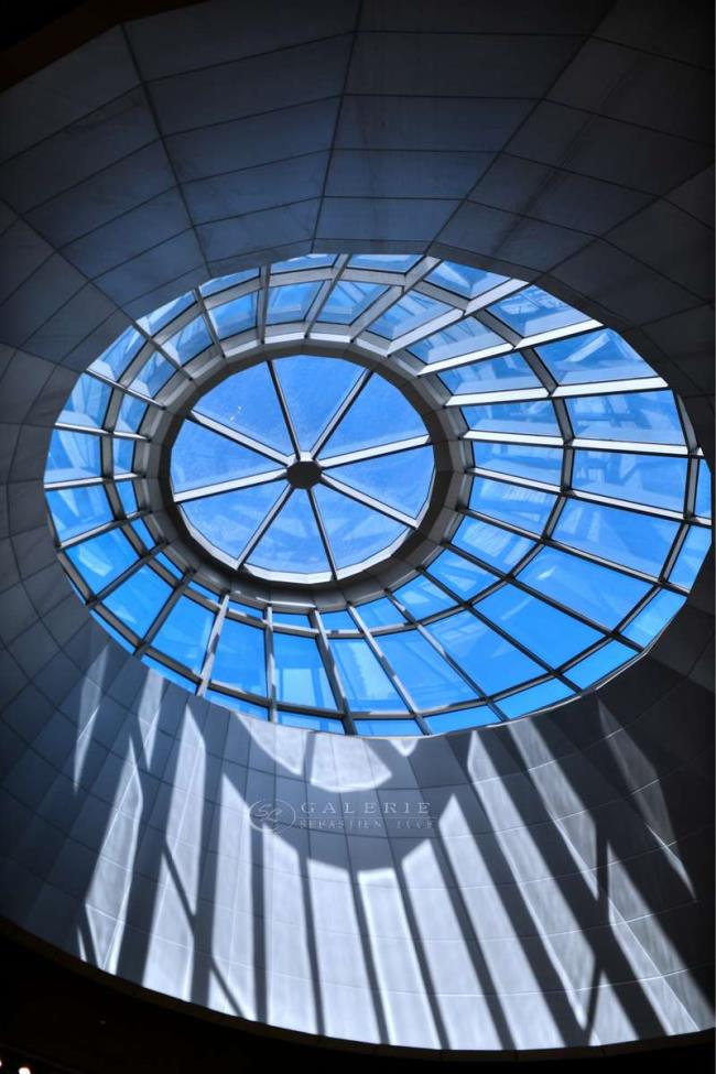 Fenêtre sur ciel - Dubai - Photographie Photographies d'art en édition limitée Galerie Sébastien Luce