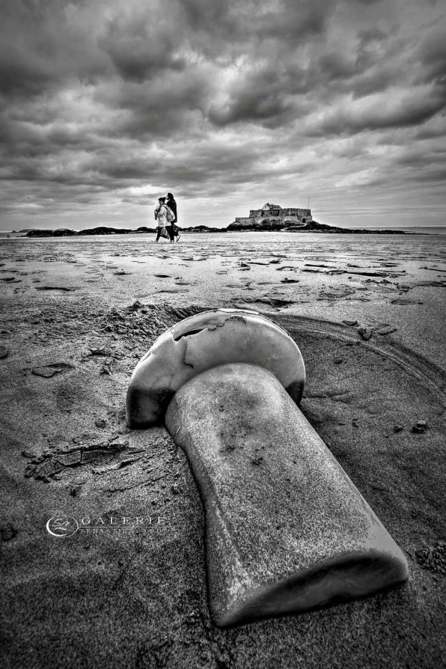Suivre la flèche - saint malo - Photographie Photographies d'art en édition limitée Galerie Sébastien Luce