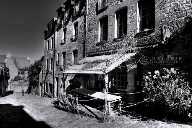 Dinan médiéval city - Photographie Photographies par thématiques Galerie Sébastien Luce