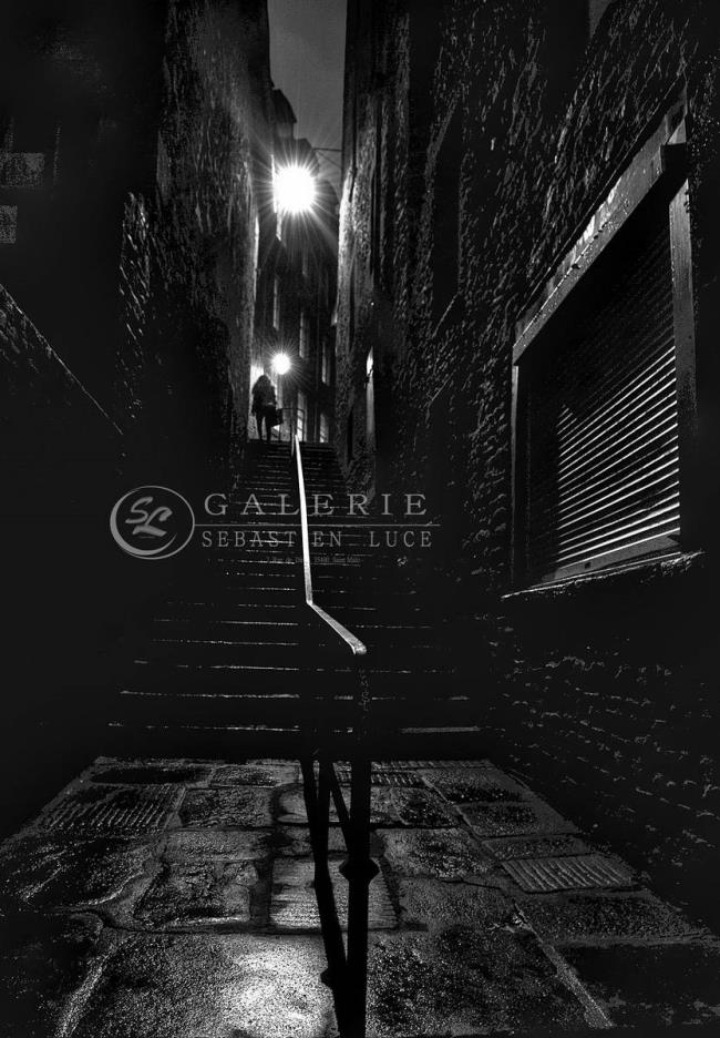 En haut de l´escalier - Photographie Photographies par thématiques Galerie Sébastien Luce