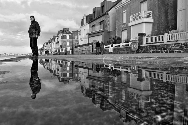 Les pieds dans l´eau - Photographie Photographies par thématiques Galerie Sébastien Luce