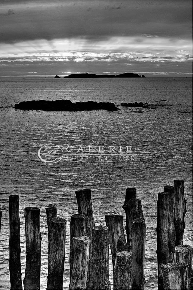 Cézembre sous les projecteurs - Photographie Photographies par thématiques Galerie Sébastien Luce