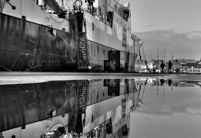 Saint Malo en ligne de mire - Photographie Photographies par thématiques Galerie Sébastien Luce