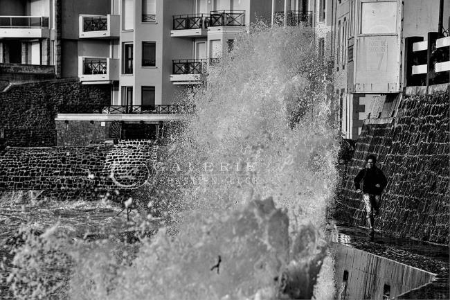 Prendre La fuite - St Malo - Photographie Photographies par thématiques Galerie Sébastien Luce
