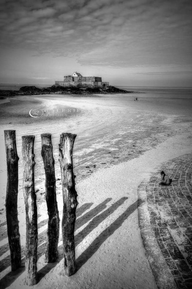 ne pas rester dans l ombre - st malo - Photographie Photographies par thématiques Galerie Sébastien Luce