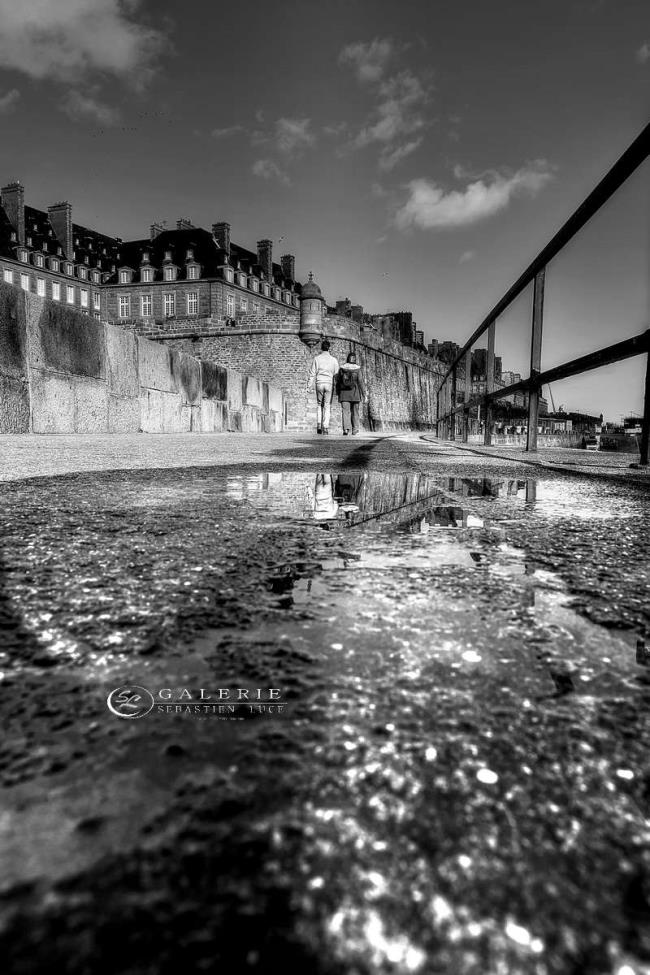 amoureux de saint malo  - Photographie Photographies par thématiques Galerie Sébastien Luce