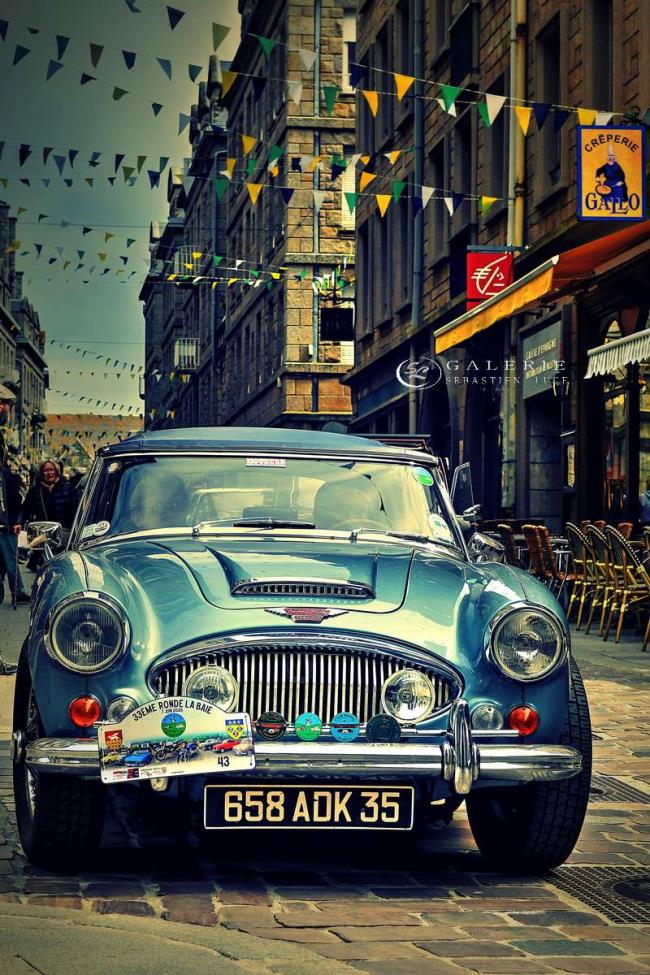 vintage car - saint malo - Photographie Photographies d'art en édition limitée Galerie Sébastien Luce