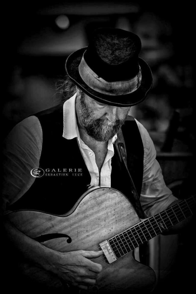 Blues Man - Saint Malo - Photographie Photographies par thématiques Galerie Sébastien Luce