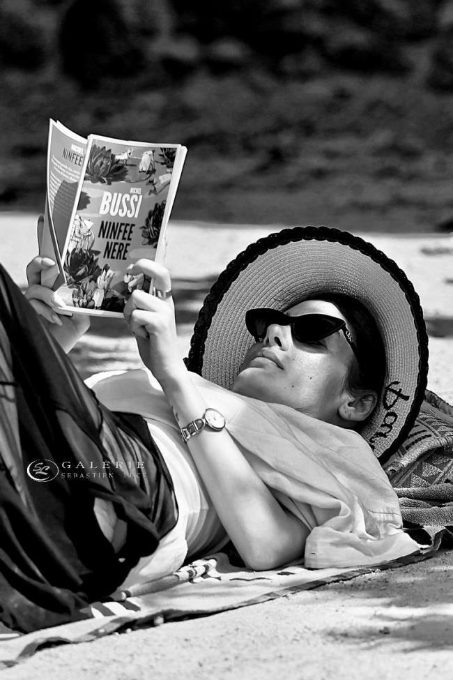 la liseuse - Photographie Photographies d'art en édition limitée Galerie Sébastien Luce