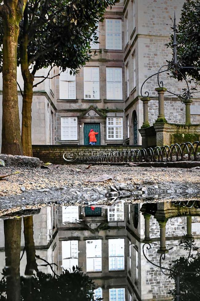 Le petit chaperon rouge - saint malo - Photographie Photographies d'art en édition limitée Galerie Sébastien Luce
