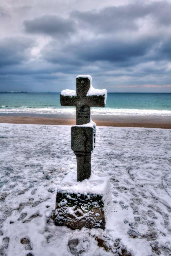  croix de mi-grève  - Saint Malo  - Photographie Photographies d'art en édition limitée Galerie Sébastien Luce