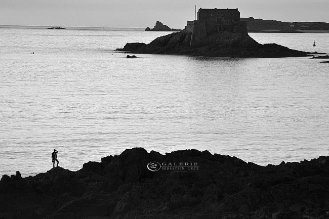 l alpiniste de bon-secours - saint malo - Photographie Photographies par thématiques Galerie Sébastien Luce