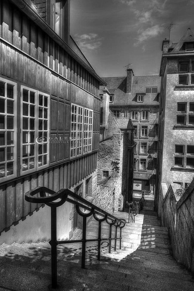 en bas des marches - saint malo - Photographie Photographies d'art en édition limitée Galerie Sébastien Luce