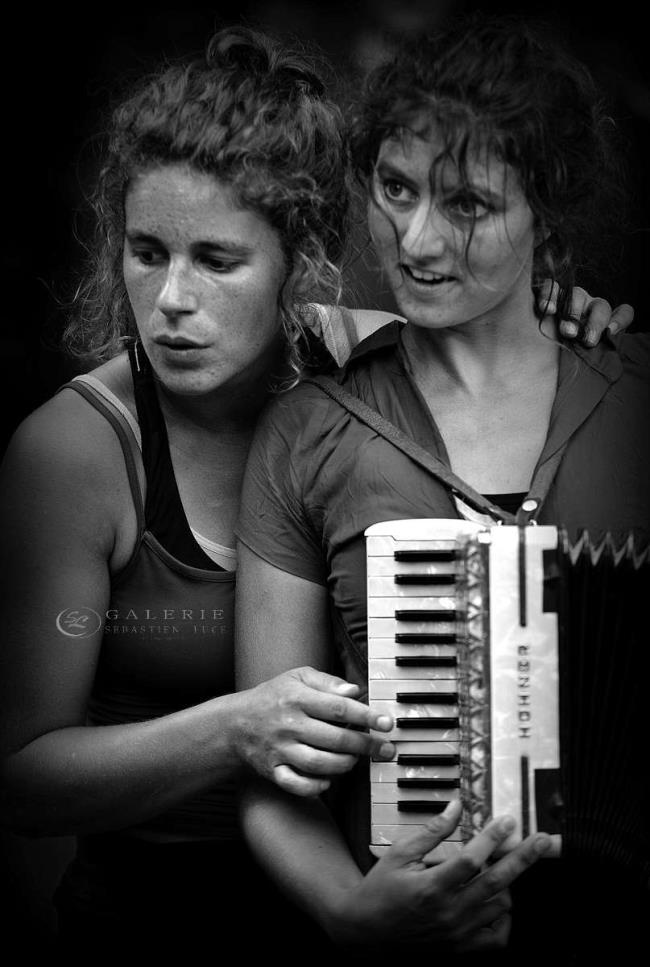 l´ accordéoniste - Saint Malo  - Photographie Photographies d'art en édition limitée Galerie Sébastien Luce