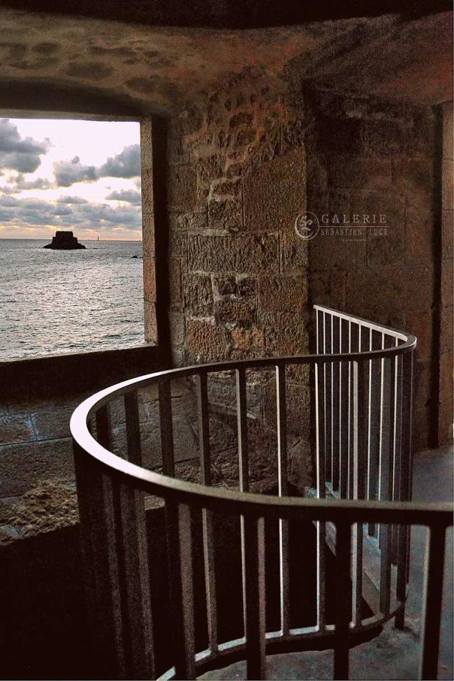 vu mer - remparts de st malo  - Photographie Photographies par thématiques Galerie Sébastien Luce