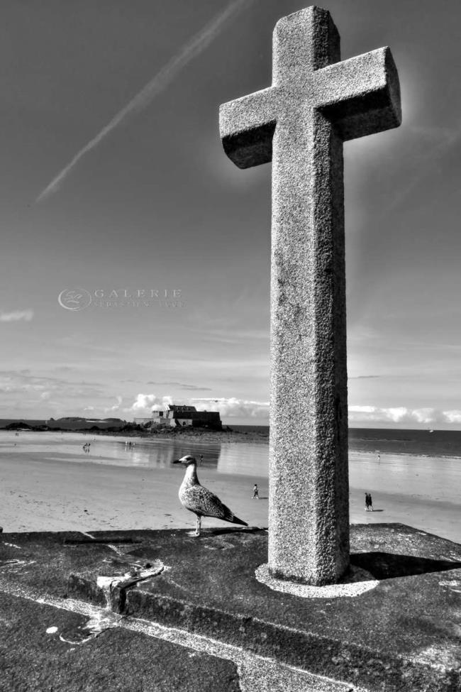 se recueillir - saint malo - Photographie Photographies par thématiques Galerie Sébastien Luce