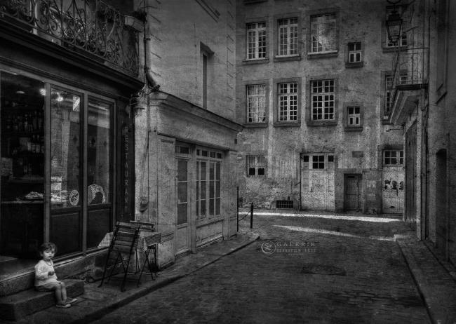 enfant de l intra-muros - saint malo - Photographie Photographies d'art en édition limitée Galerie Sébastien Luce
