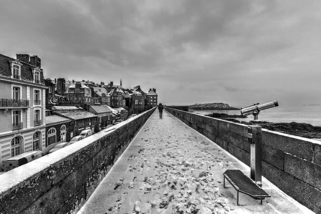 un hiver sur les remparts - st malo - Photographie Photographies d'art en édition limitée Galerie Sébastien Luce