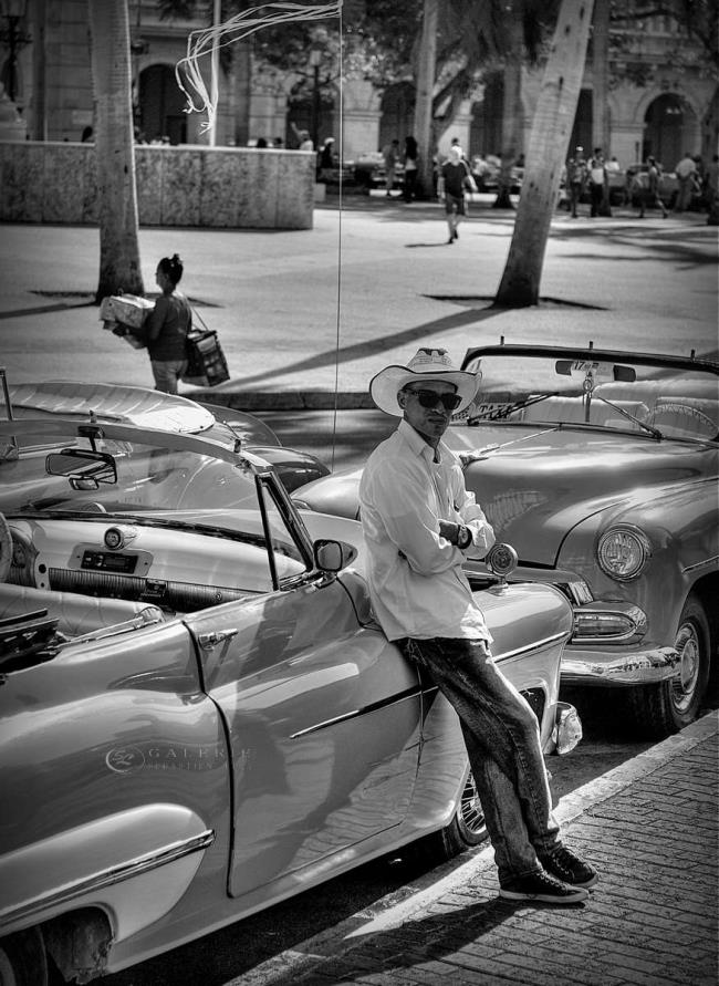 joe le taxi - Cuba  - Photographie Photographies par thématiques Galerie Sébastien Luce